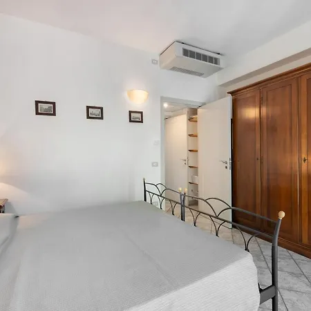 Διαμέρισμα 14 Mehari Varigotti