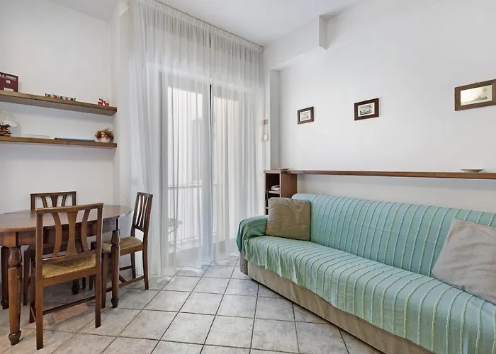 14 Mehari * Varigotti