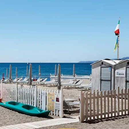 14 Mehari Apartment Varigotti