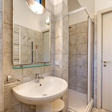 公寓 14 Mehari 瓦里格提